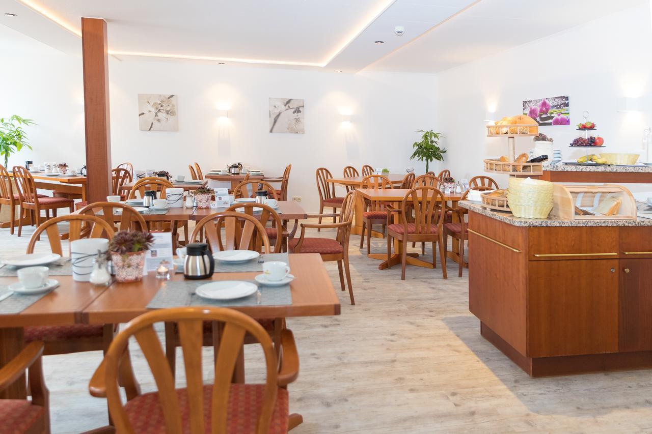 Cityhotel 울첸 외부 사진