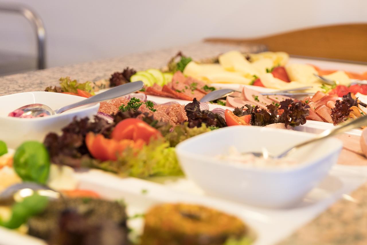 Cityhotel 울첸 외부 사진